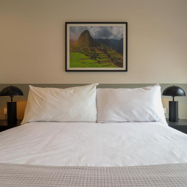 Schell Prime Living in the Heart of Miraflores by Wynwood House - Two-Bedroom Standard Apartment - 13