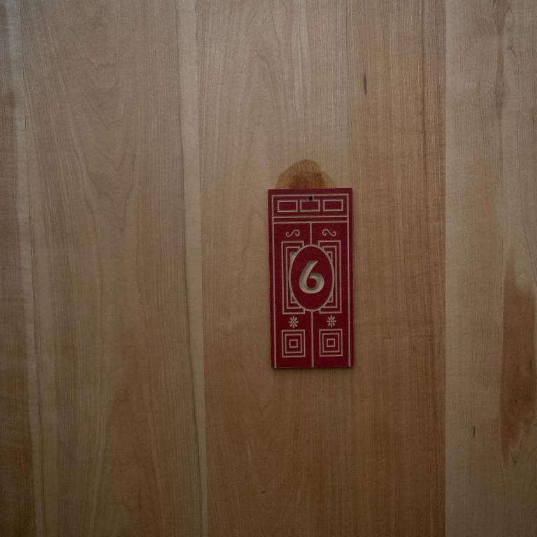 Hostal Boutique Puerta Roja - Habitación Doble Estándar - 1 o 2 camas - 1