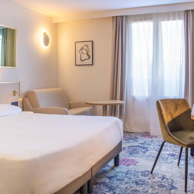 Brit Hotel Cahors Centre - Le Valentre - Chambre Double Confort - 2