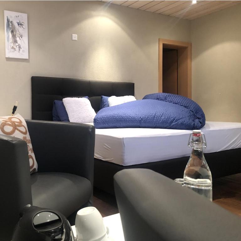 Hotel Le Postillion - Doppelzimmer mit Bergblick - 1