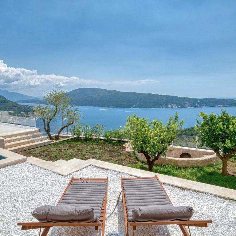 Azure Tivat Pool Villa - Maison de Vacances - 2