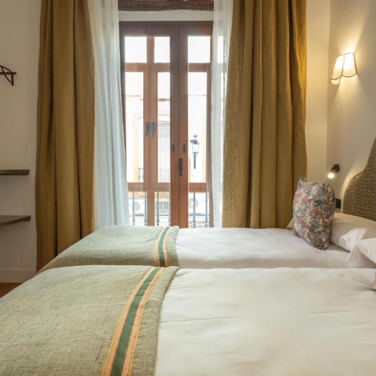 Trajano 44- Sevilla Luxury by Valcambre - Apartamento de 2 dormitorios con balcón - 10