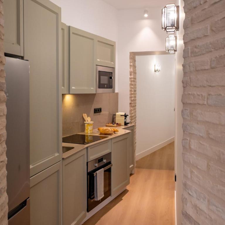 Trajano 44- Sevilla Luxury by Valcambre - Apartamento Premium de 3 dormitorios con balcón - 4