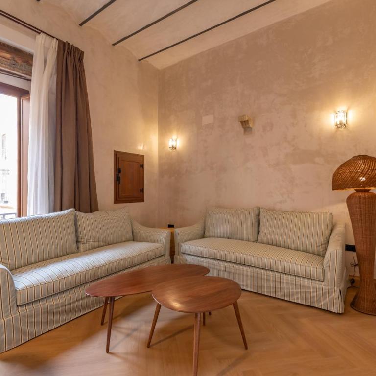 Trajano 44- Sevilla Luxury by Valcambre - Apartamento Premium de 3 dormitorios con balcón - 11