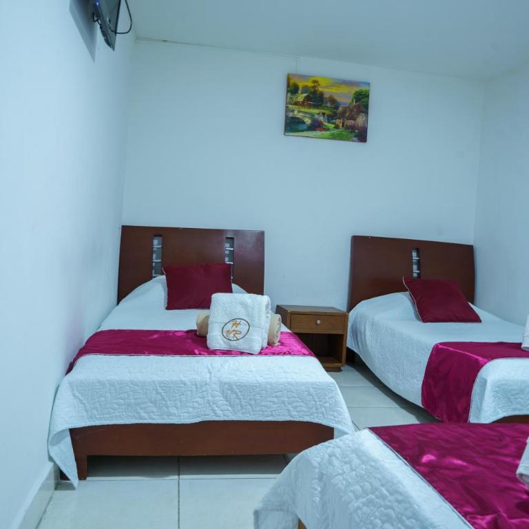 HOTEL VILLA REAL CUCUTa - Triple Room - 1