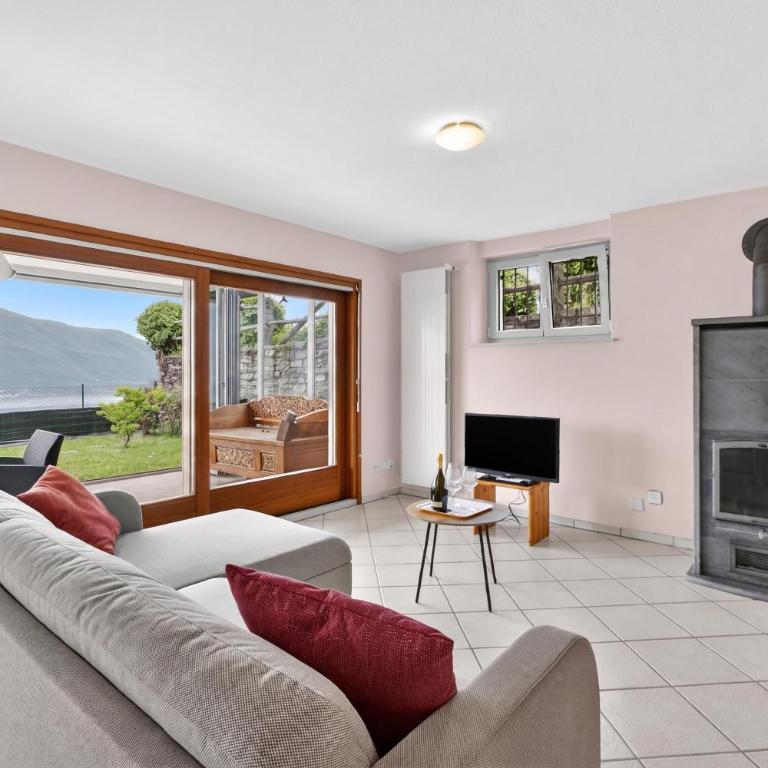 Panoramic Garden Lake View in Locarno Monti - Happy Rentals - Appartamento con Vista Lago - 2