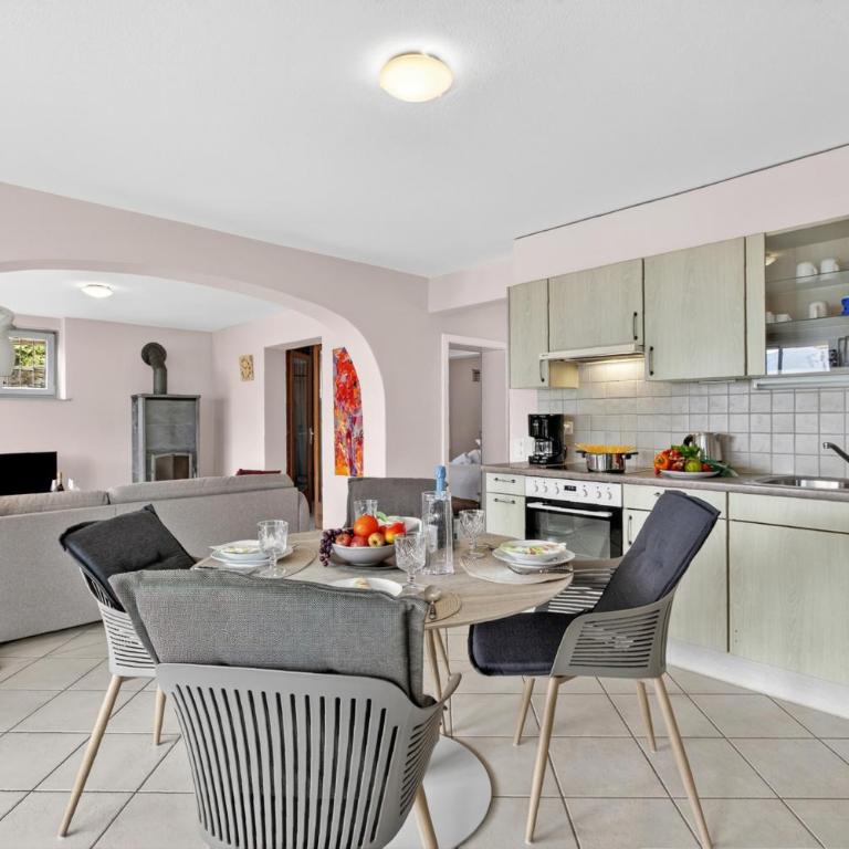 Panoramic Garden Lake View in Locarno Monti - Happy Rentals - Appartamento con Vista Lago - 15