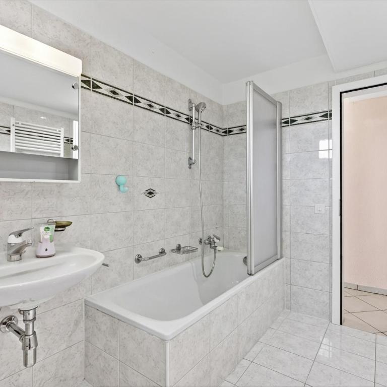 Panoramic Garden Lake View in Locarno Monti - Happy Rentals - Appartamento con Vista Lago - 17