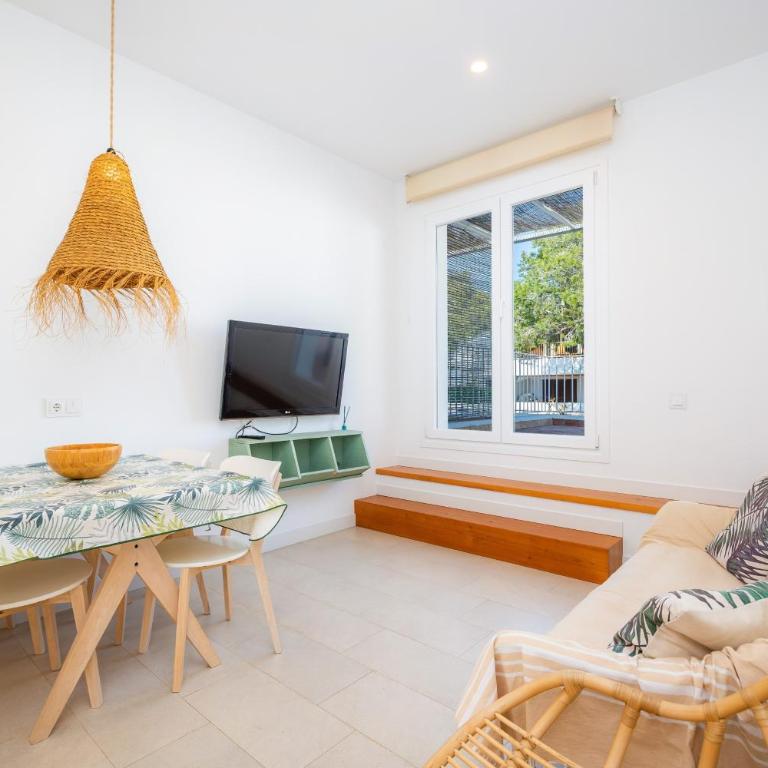 Apartamento C - Appartamento Deluxe con 2 Camere da Letto e Balcone - 4