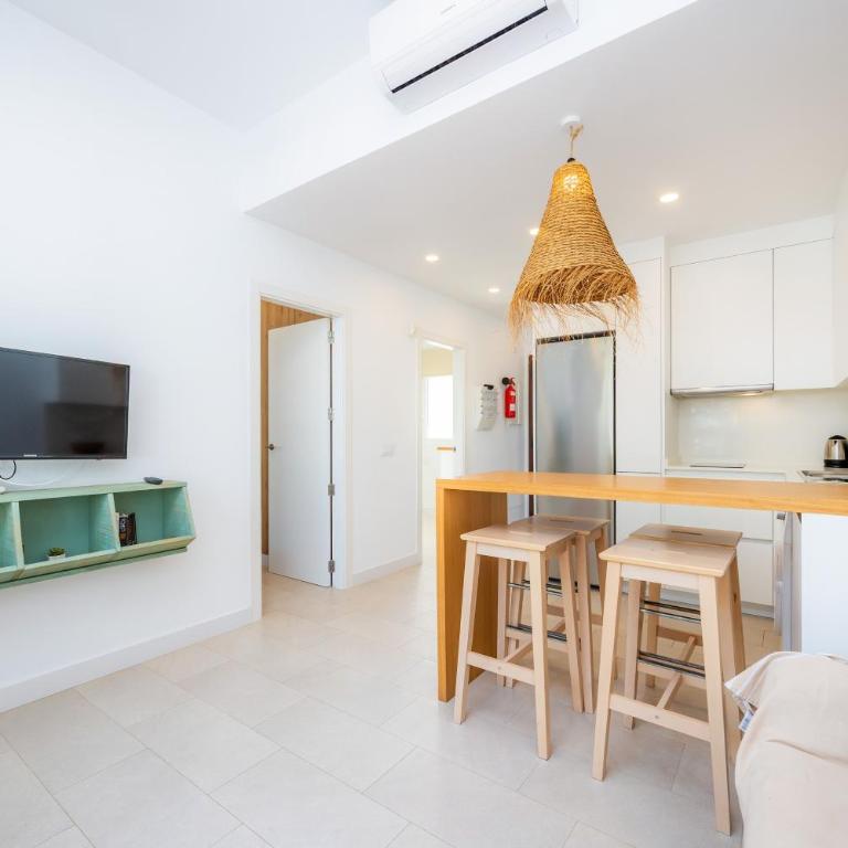 Apartamento B - Appartamento Deluxe con 2 Camere da Letto e Balcone - 5