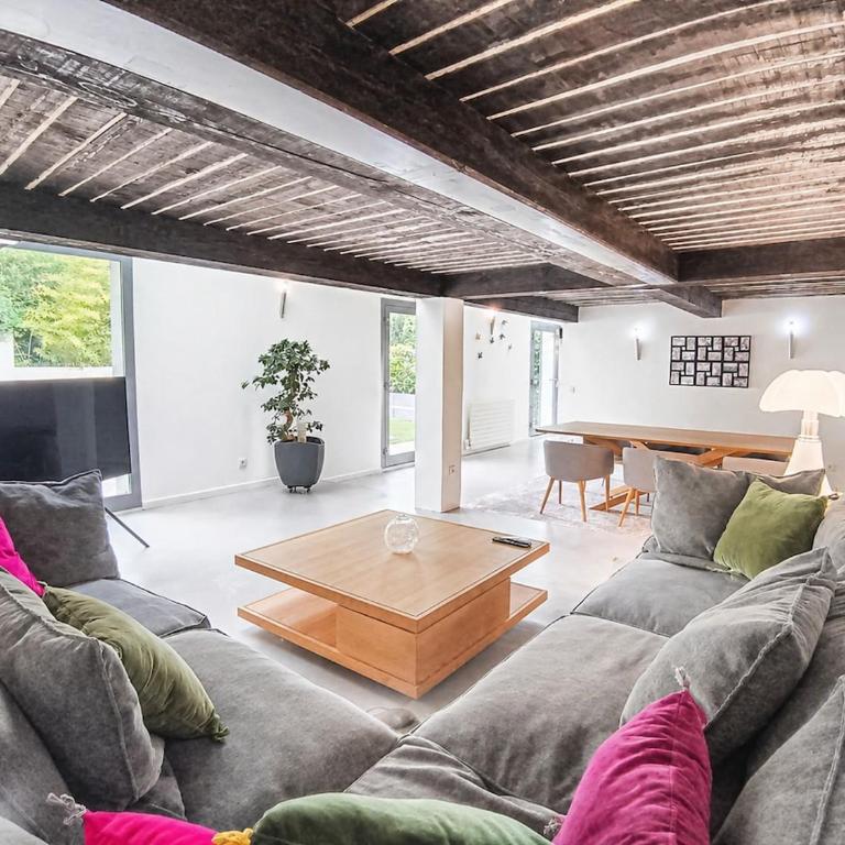 Maison 100m2 calme proche Aix parking gratuit - One-Bedroom House - 1