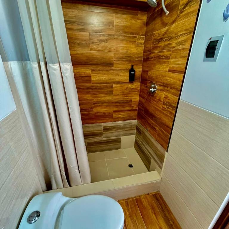 Alpaquita House - Full Apartment - Two-Bedroom Apartment - 10