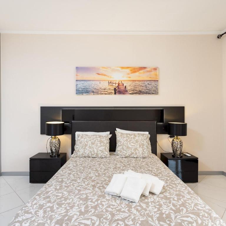 Home2Book Apart with Terrace & Pool in Costa Adeje - Apartment - 14
