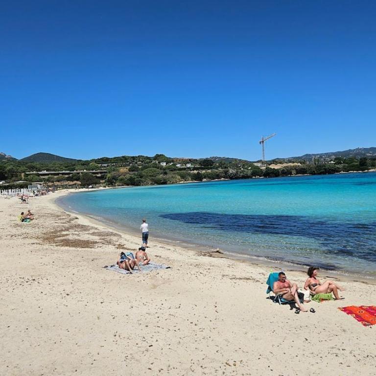 Al centro di Porto Rotondo con posto auto - Appartamento con 2 Camere da Letto - 57