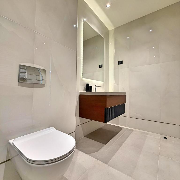 BW Perla & Riviera - Pool & SPA - Boutique Hotel - Apartman sa 1 Spavaćom Sobom sa Pogledom na Grad - 15