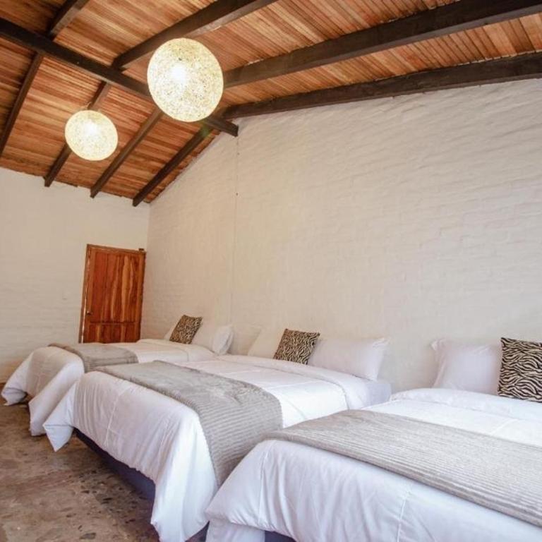 Quinta La Aurora Hostal B - Habitación Familiar - 6