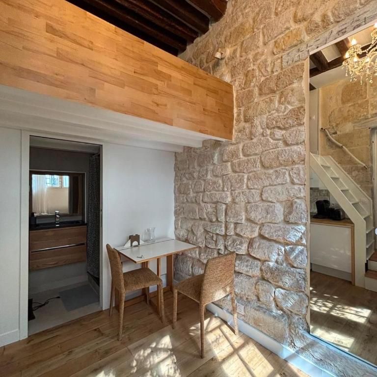 Romantique petit duplex au cœur du Marais - Appartement 1 Chambre - 9