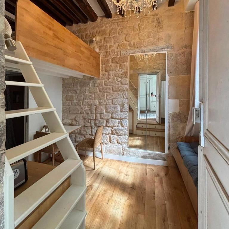 Romantique petit duplex au cœur du Marais - Appartement 1 Chambre - 1