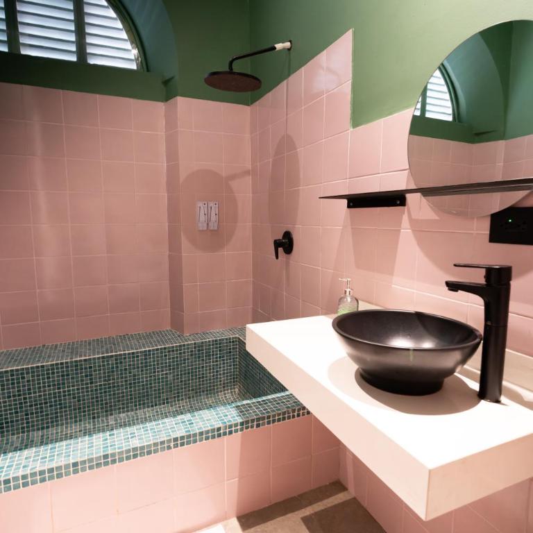 CASA MOVIDA HOSTEL - Standard King Room - 2