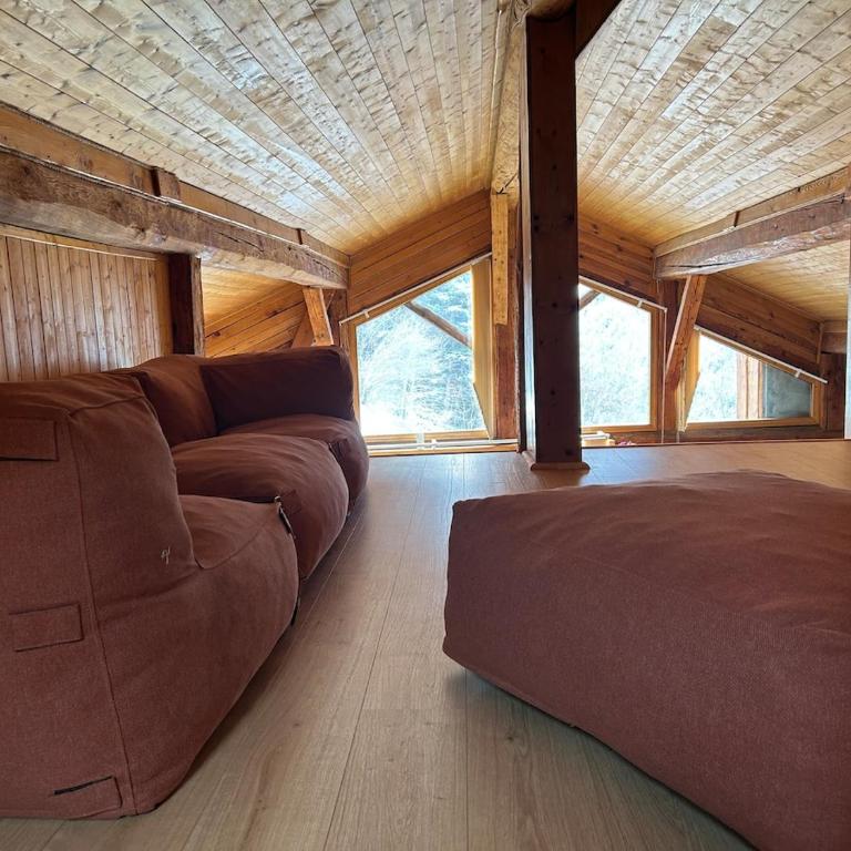 Chalet en pleine nature au-dessus du village - Three-Bedroom Apartment - 13