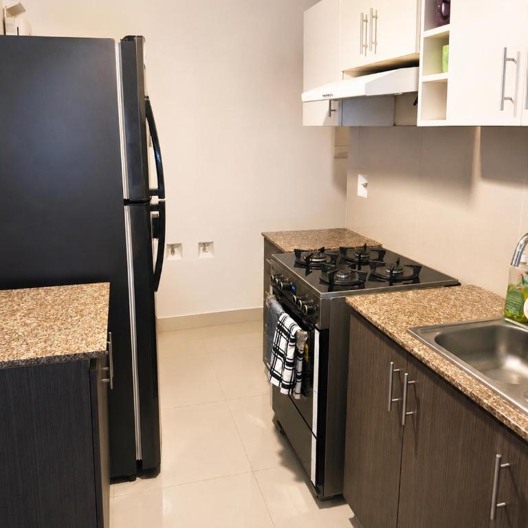 Av Brasil, hospital policial - Three-Bedroom Apartment - 18