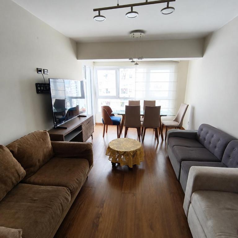Av Brasil, hospital policial - Three-Bedroom Apartment - 21