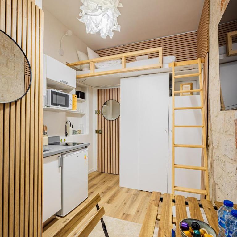 Batignolles Cozy Renovated Studio - Studio avec mezzanine - 2