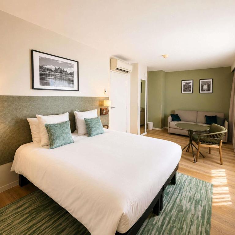 ibis Styles Tours Centre - Chambre Double Familiale Supérieure avec Canapé-Lit - 2