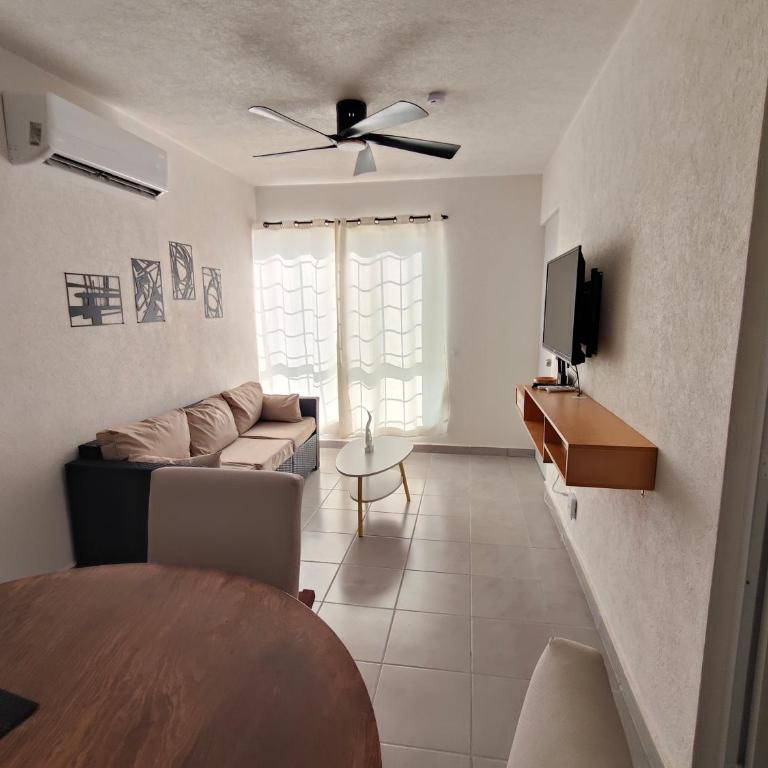Nice apartment in Acapulco Diamante - Apartamento de 2 dormitorios con vistas a la piscina - 2