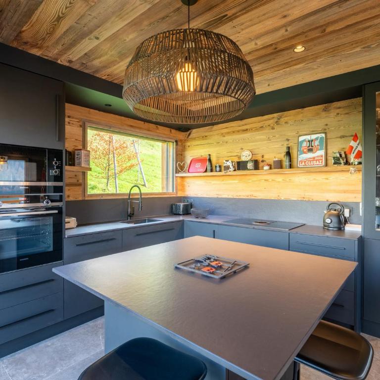 Chalet 5★, Hammam, 200 m des pistes, 10 pers, La Clusaz - FR-1-304-297 - Chalet - 5