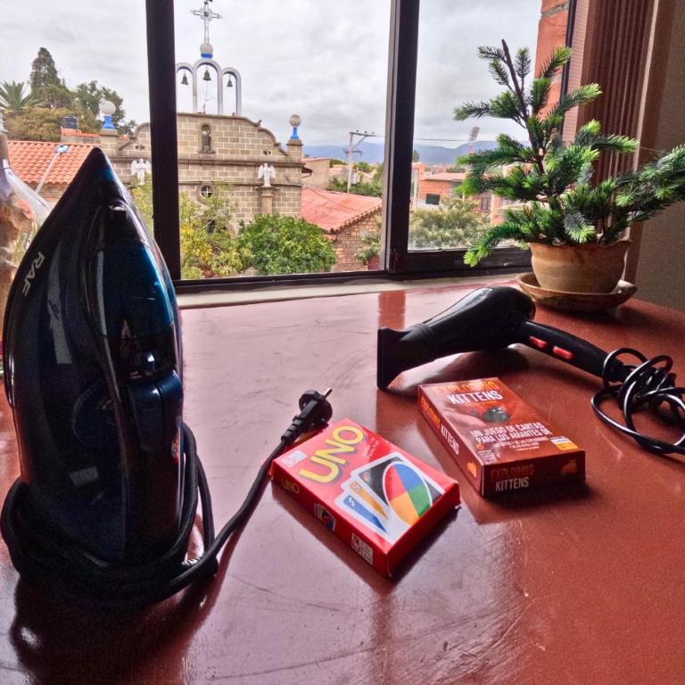 Suites y estudios modernos con wifi rápido en Tarija - Habitación Doble con balcón - 9