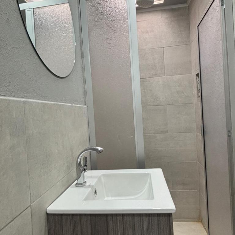 Hospedaje Casa Miraflores - Apartamento Estándar de 3 dormitorios - 25