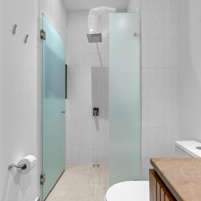 1BR Bucerías condo with pool, gym, balcony, WiFi, and beach views - Maison de Vacances - 22