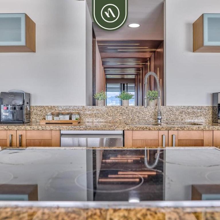 Beachview Luxury 3 BR Condo - Pools - Beach - Casa - 14