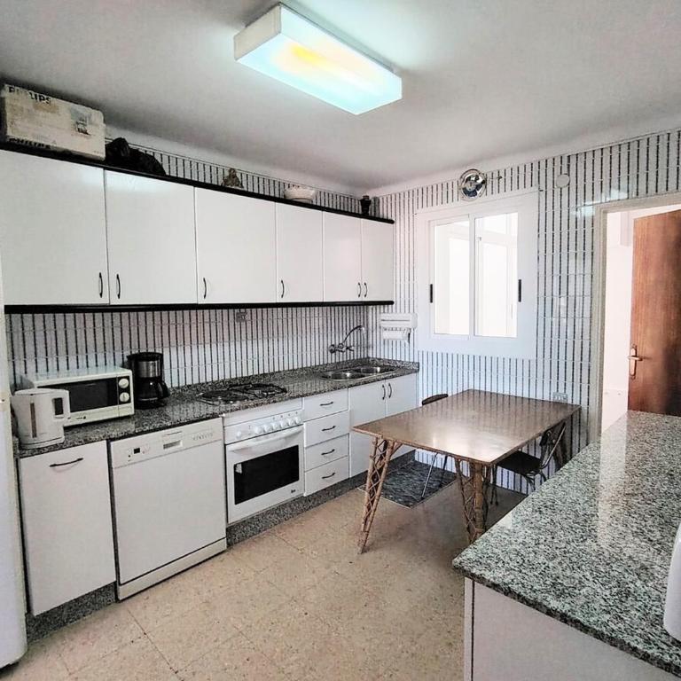 Appartement avec vue sur le port de Santa Pola - Apartamento - 2