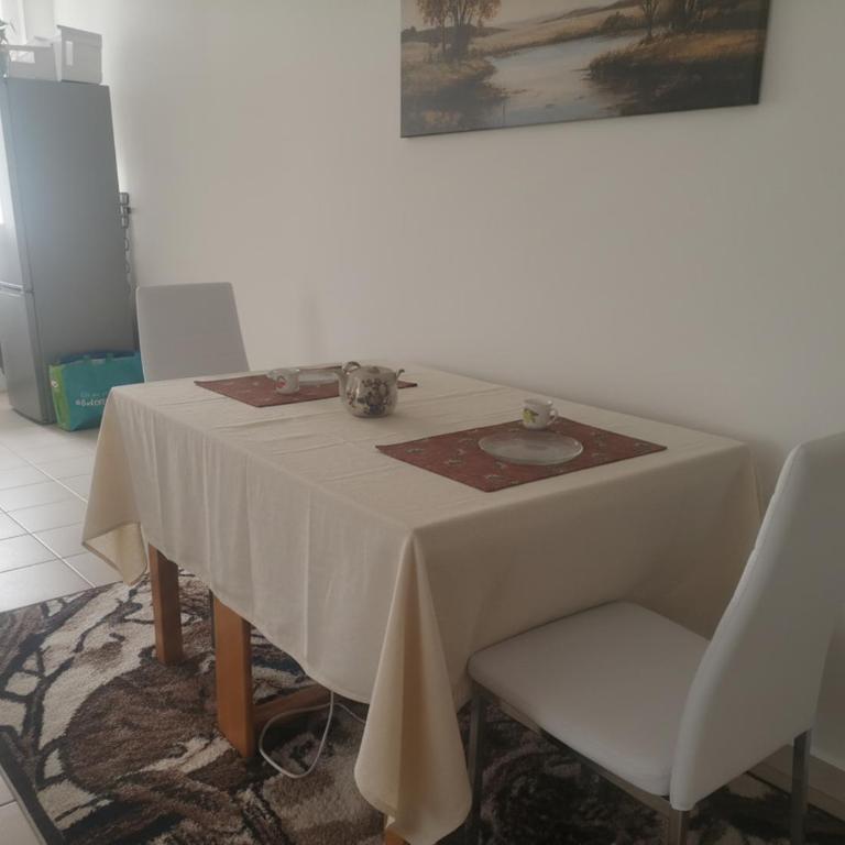 Place Vieux Marché - One-Bedroom Apartment - 1