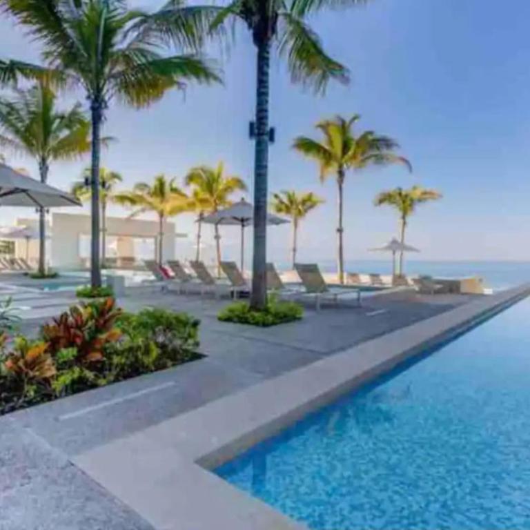 Sun and Sand and Breakfast 2BR Beachfront Gem - Appartement 2 Chambres - 44