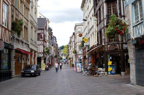 Place Vieux Marché - One-Bedroom Apartment - 5