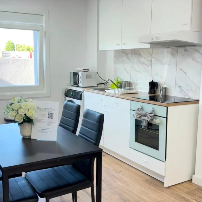 Duplex with terrace beach leisure activities and free parking - Appartement 2 Chambres - 4