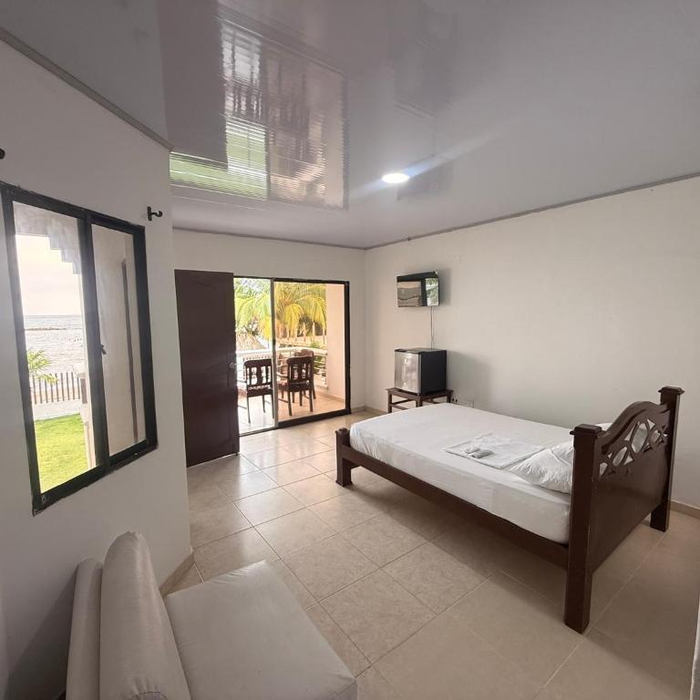 Playas San Antonio - Family Room with Sea View - 4
