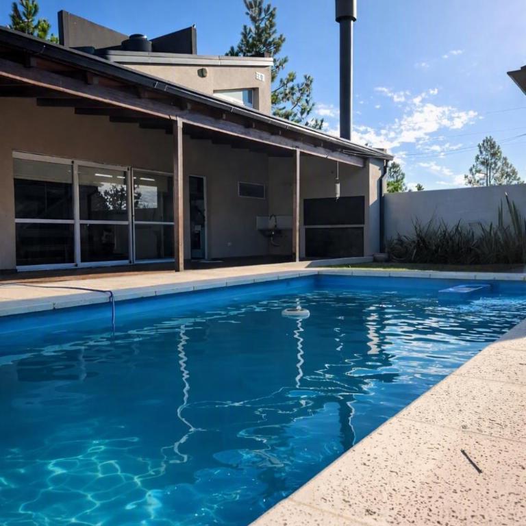 Escapada Ideal en Pblo Belgrano Casa con Pileta - Casa con 1 dormitorio - 1