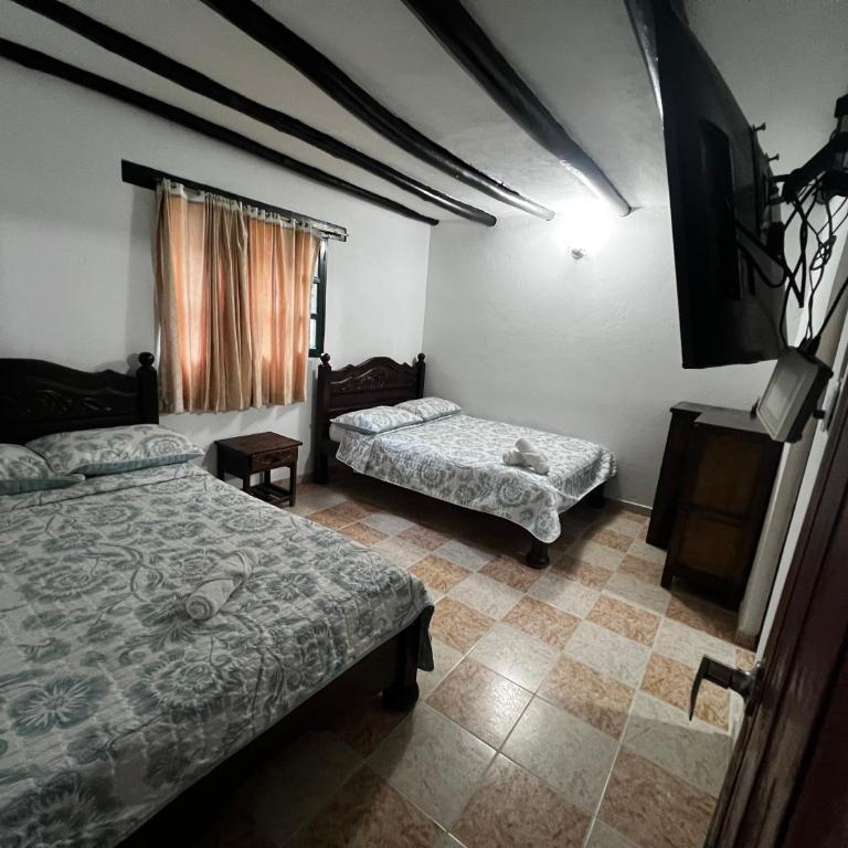 Hospedaje el jirasol - Family Room - 5