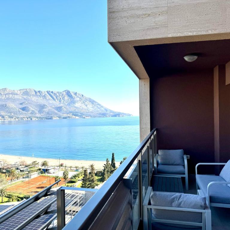 Harmonia VIP - Apartman sa 2 Spavaće Sobe, Terasom i Pogledom na More - 8