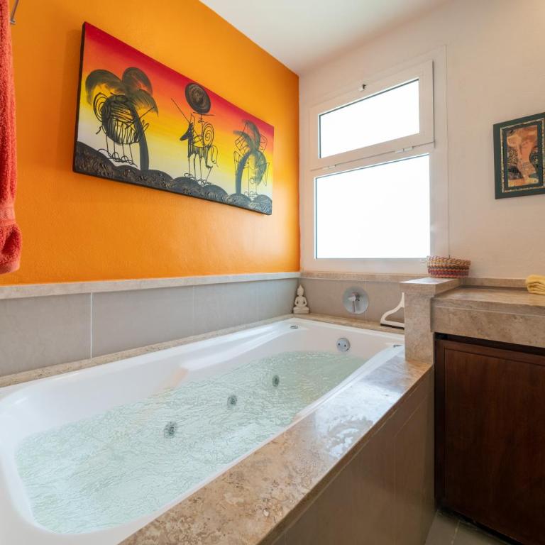 Pet Friendly 2BR - Quadra Alea 2 Pools & Gym - Apartamento de 2 dormitorios - 15