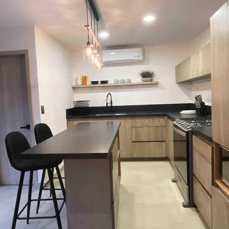 Twin Homes Compound - 5 Bedrooms - 1 km to US Consulate - Casa de 5 dormitorios - 19