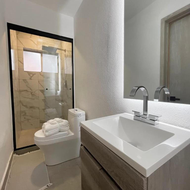 Twin Homes Compound - 5 Bedrooms - 1 km to US Consulate - Casa de 5 dormitorios - 37