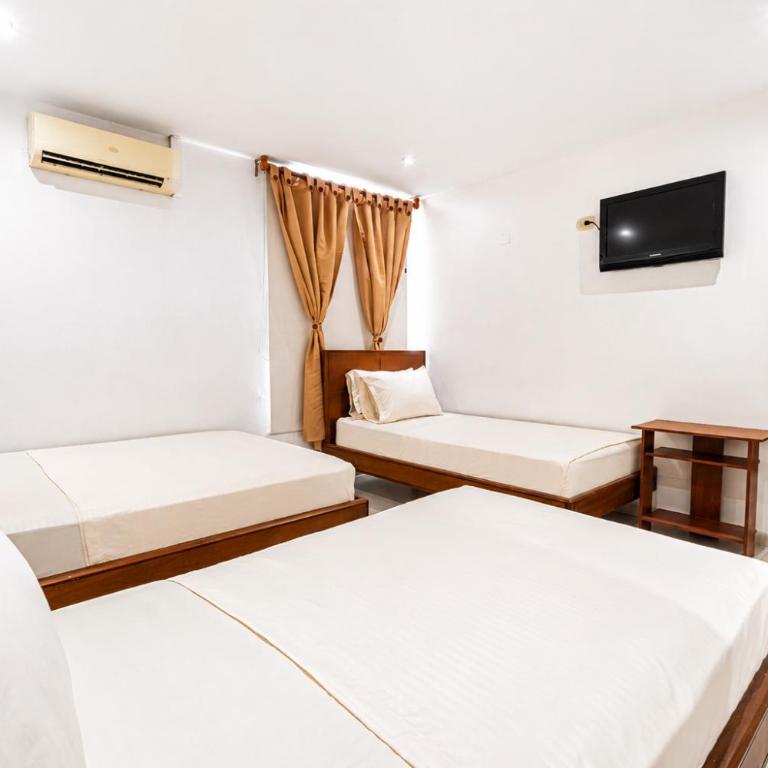Casa Serena Hotel Boutique - Classic Quadruple Room - 2