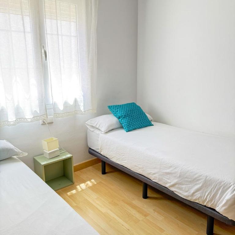 Central Apartment in Nerja with Pool and Parking - Apartamento de 2 dormitorios - 7