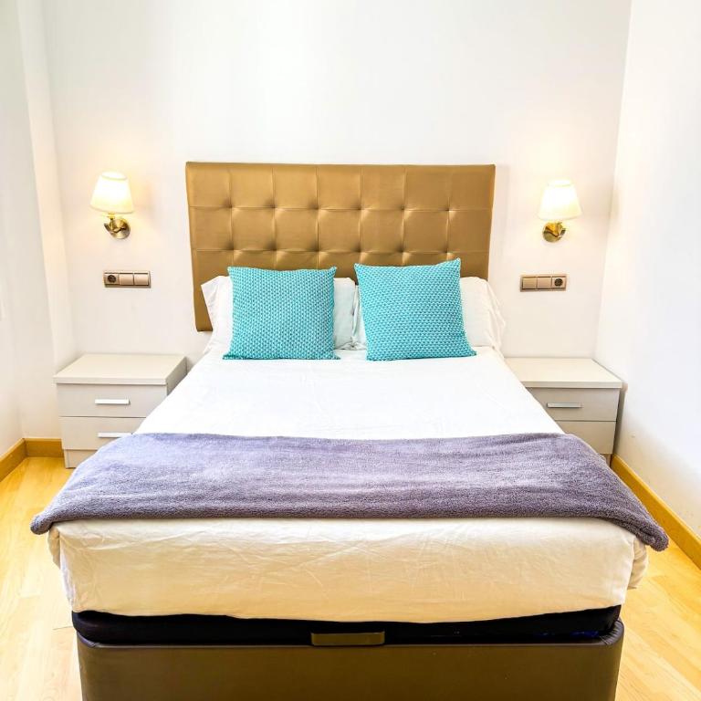 Central Apartment in Nerja with Pool and Parking - Apartamento de 2 dormitorios - 19