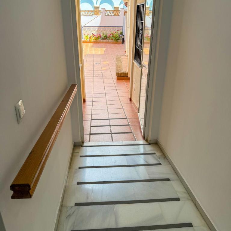 Central Apartment in Nerja with Pool and Parking - Apartamento de 2 dormitorios - 23